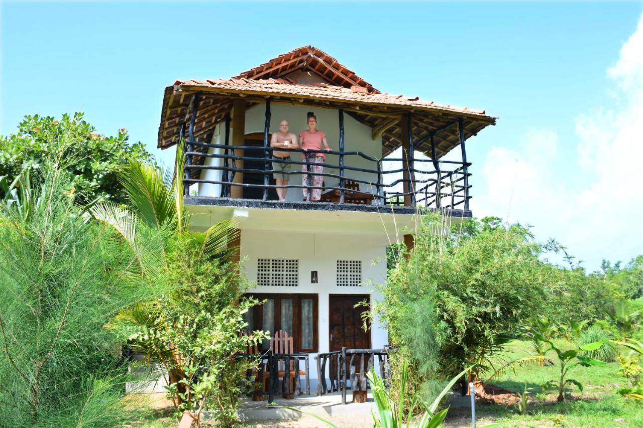 Sea Sound Cabana & Restaurant Tangalle Bagian luar foto