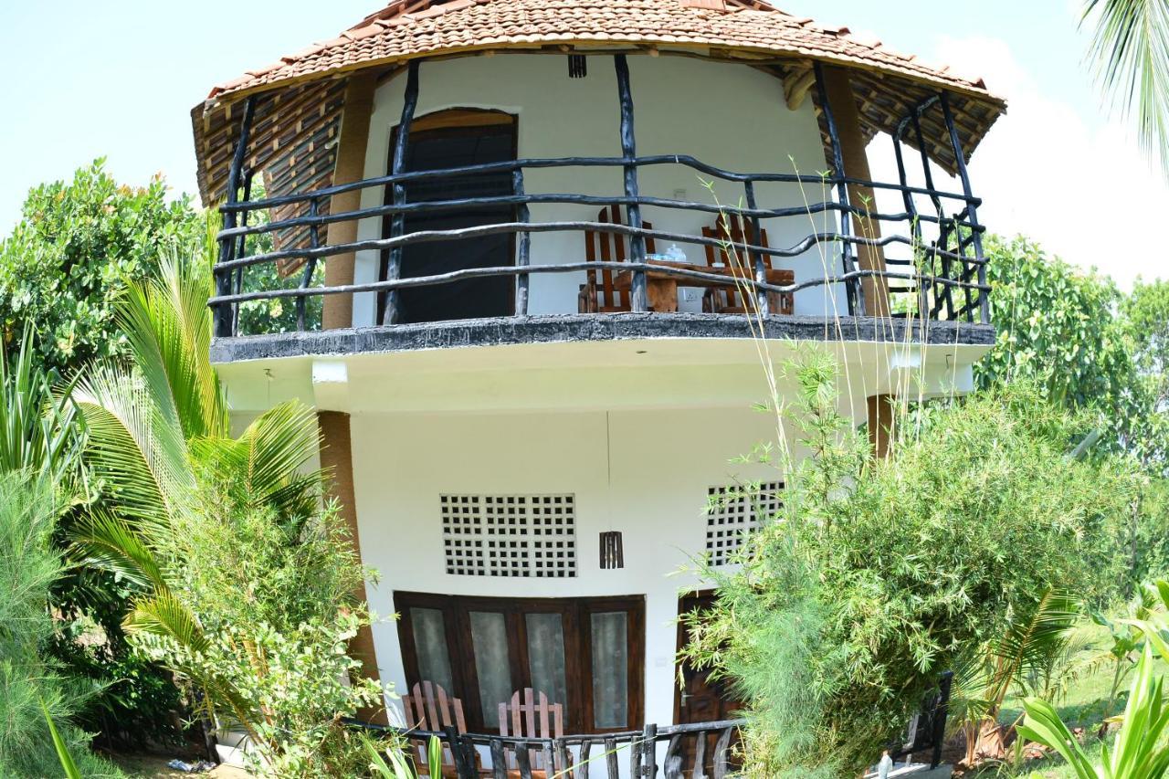 Sea Sound Cabana & Restaurant Tangalle Bagian luar foto